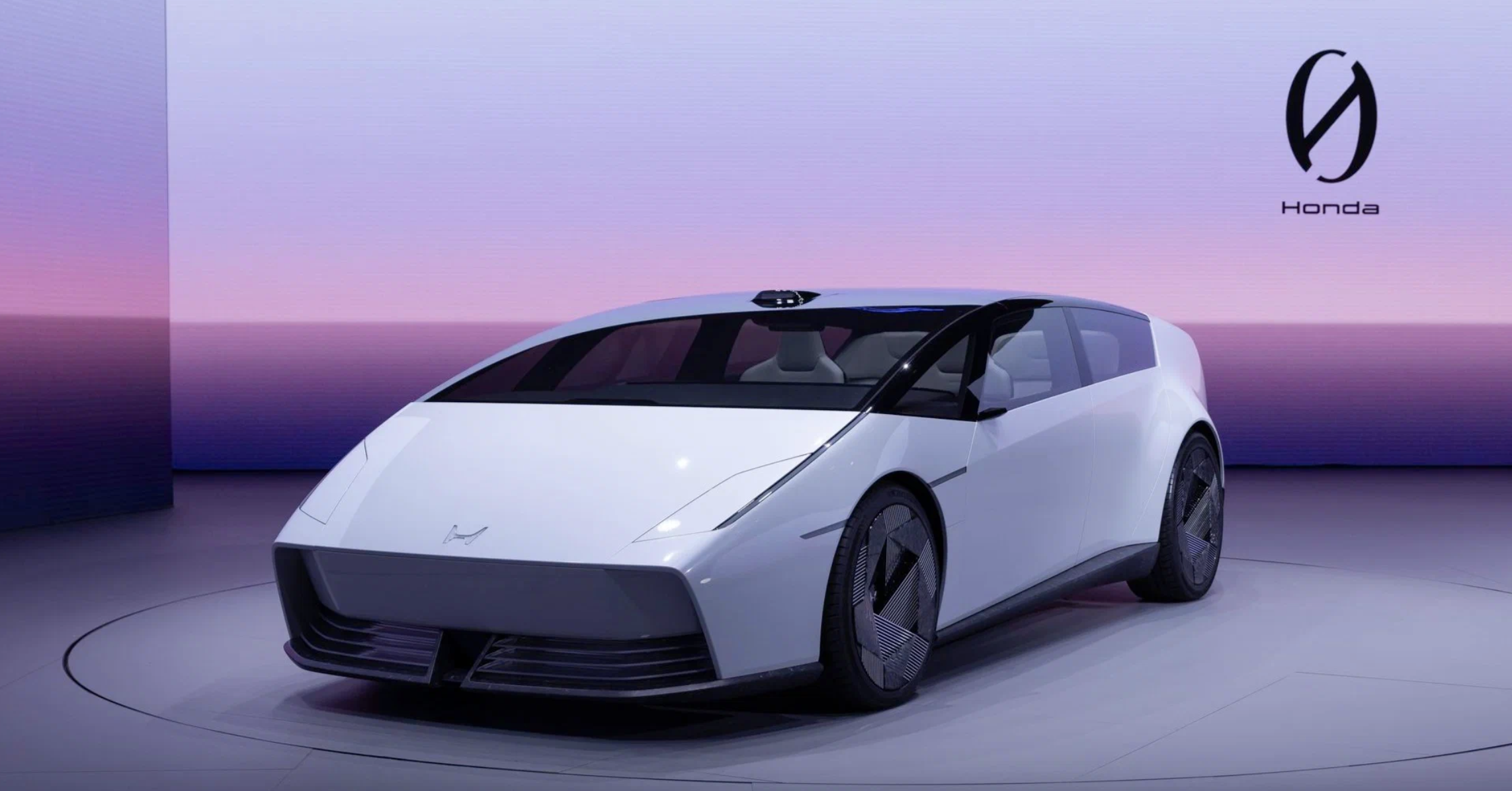 Honda 0 Elektrikli Sedan və Asimo OS ilə krossover təqdim etdi 